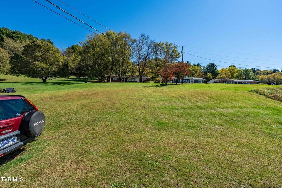 Photo #10: 358 Carr Street