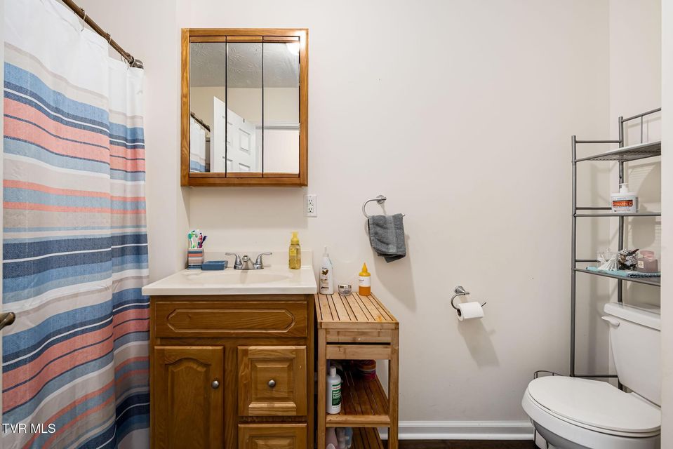 Photo #36: 358 Carr Street