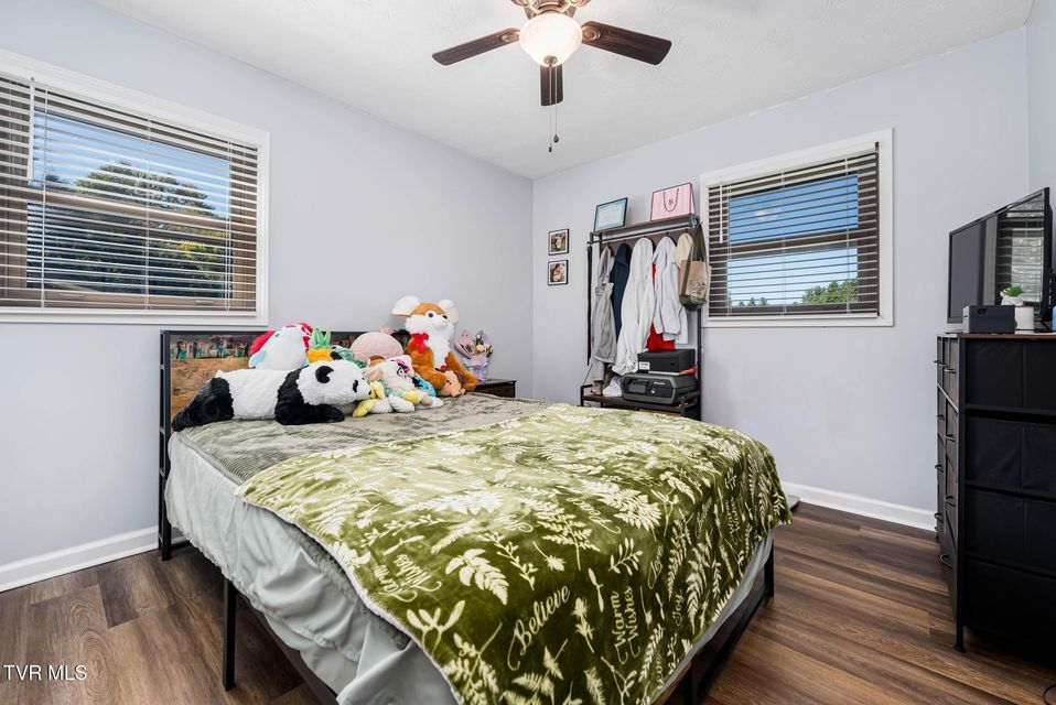 Photo #37: 358 Carr Street