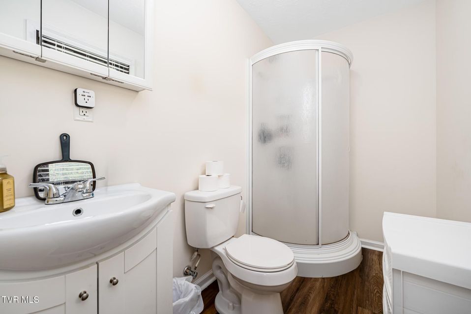 Photo #41: 358 Carr Street