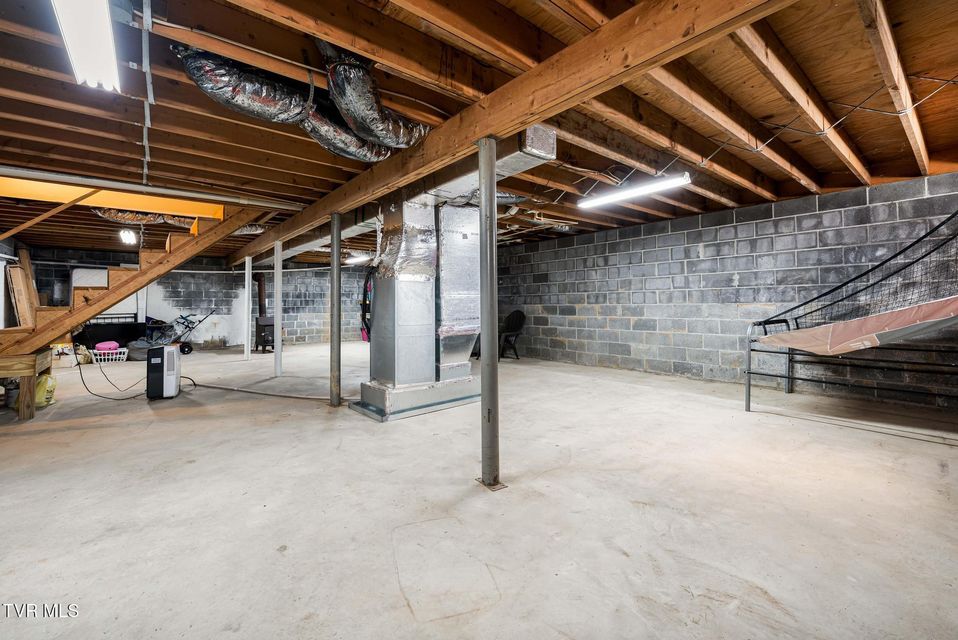 Photo #47: 358 Carr Street