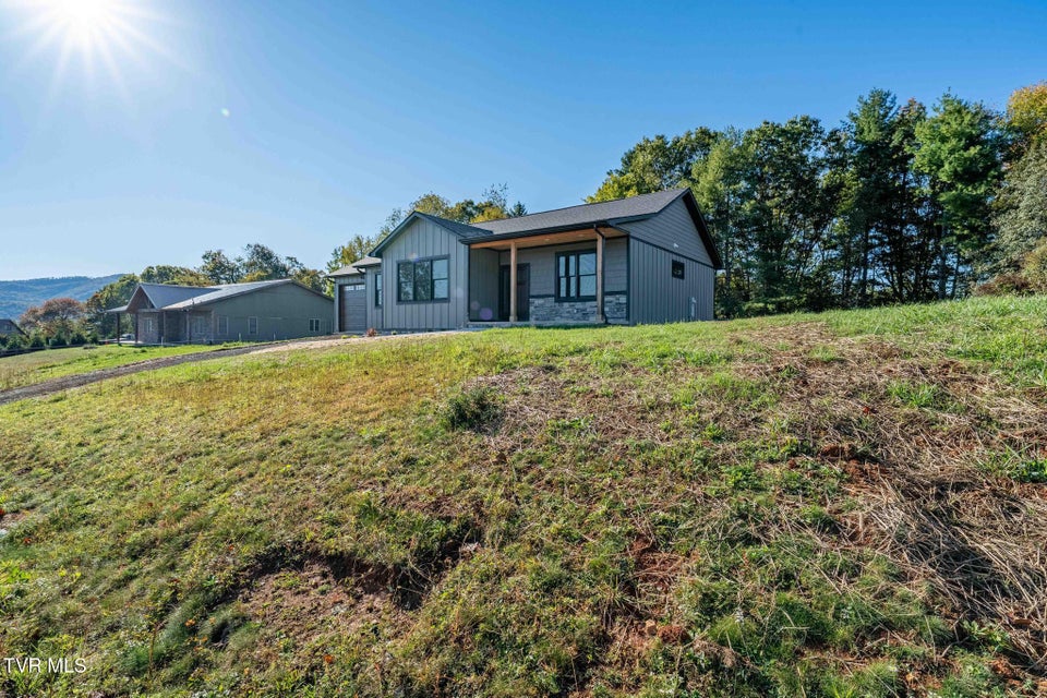 Photo #3: 297 Laurel Way