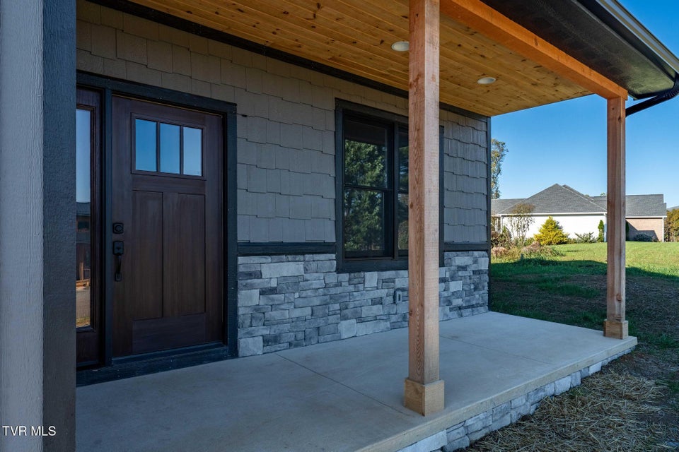Photo #18: 297 Laurel Way