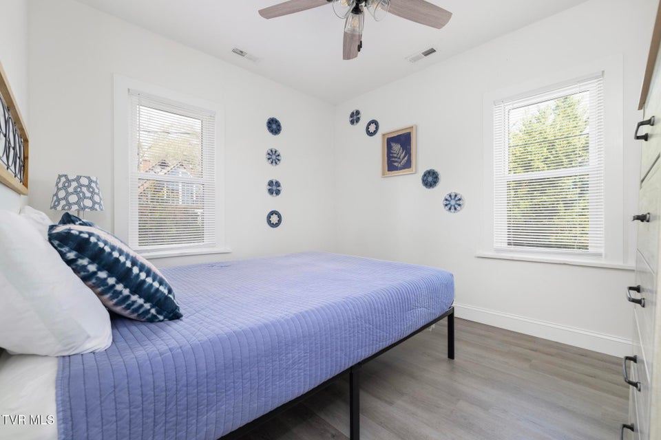 Photo #24: 722 Holston Street