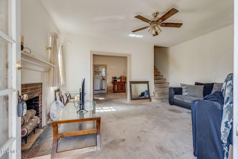 Photo #28: 722 Holston Street