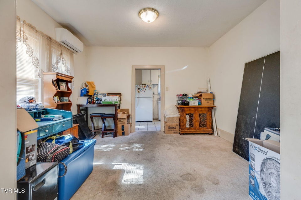 Photo #31: 722 Holston Street