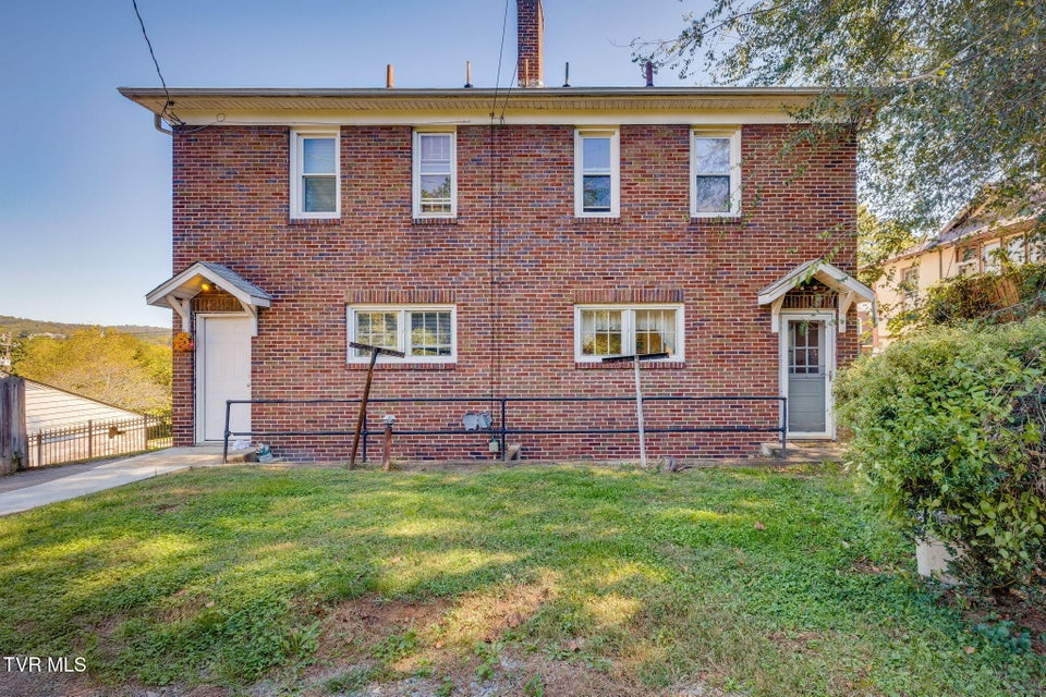 Photo #44: 722 Holston Street