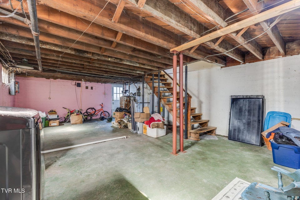 Photo #48: 722 Holston Street