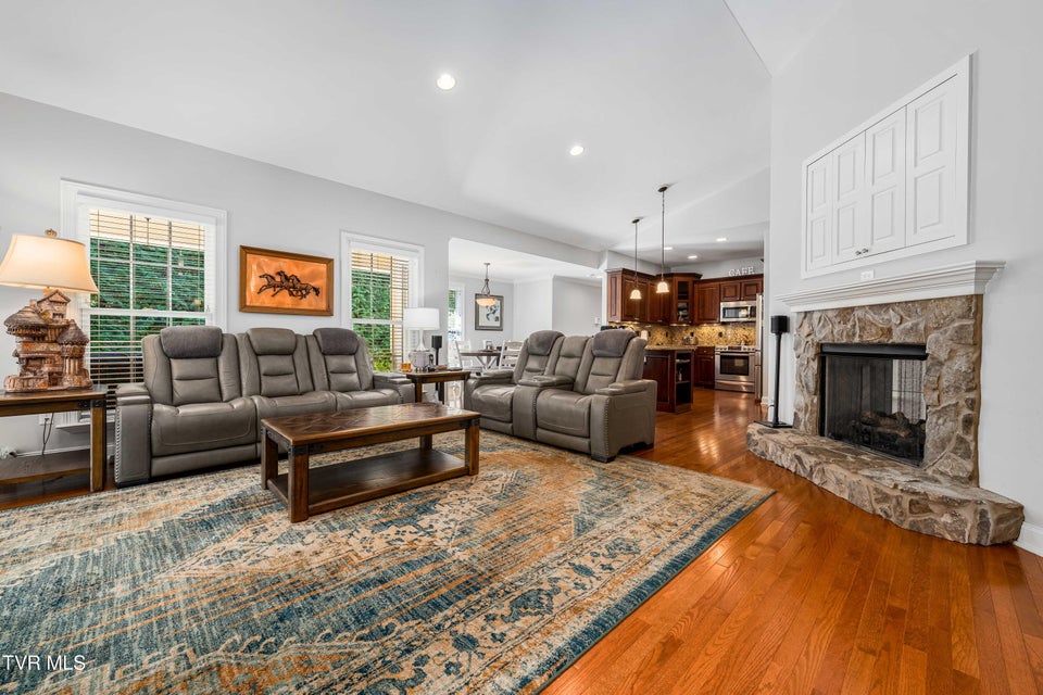 Photo #24: 1128 Keeview Drive