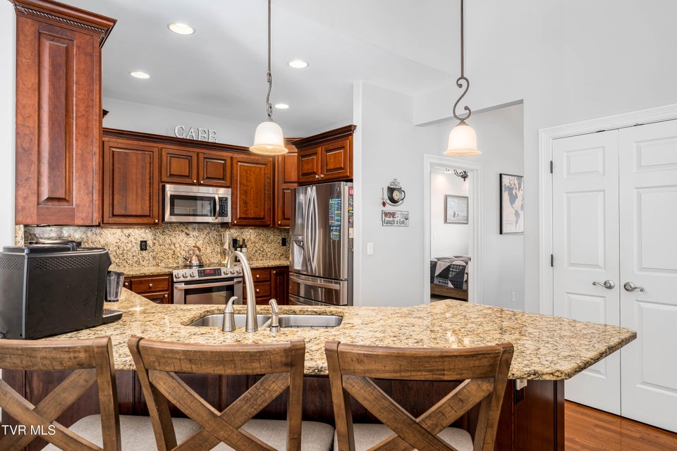 Photo #34: 1128 Keeview Drive