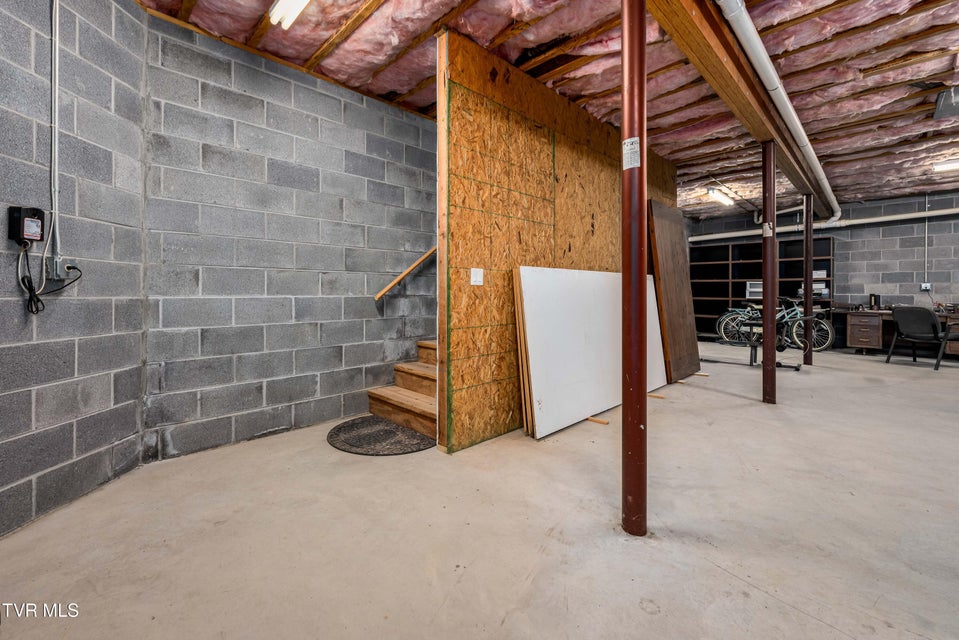 Photo #54: 1128 Keeview Drive