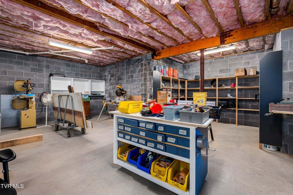 Photo #57: 1128 Keeview Drive