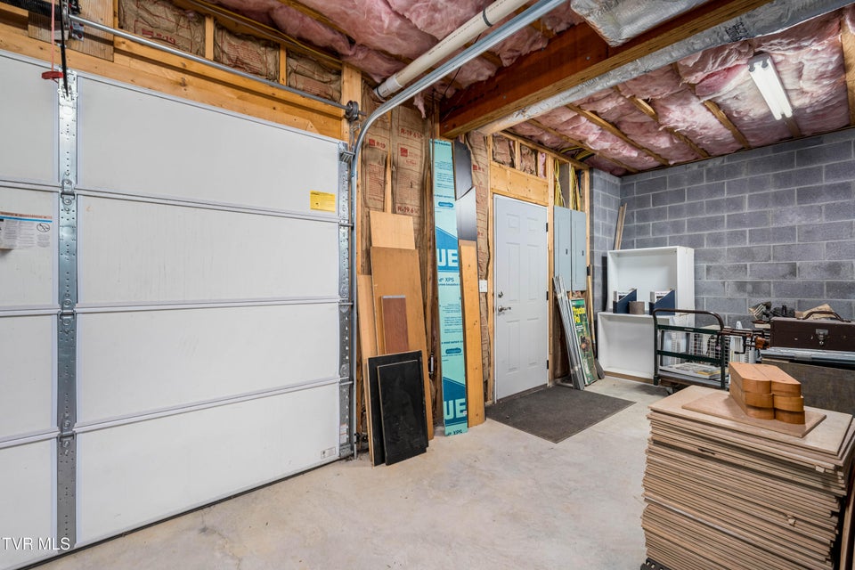 Photo #61: 1128 Keeview Drive