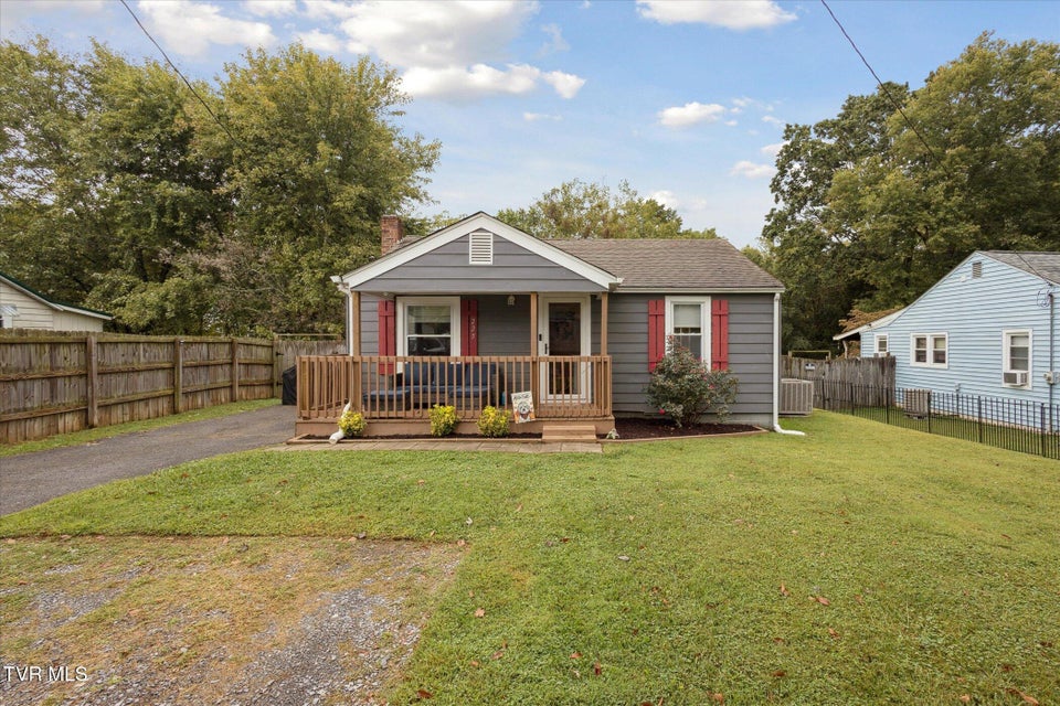 Photo #27: 225 Atlanta Avenue