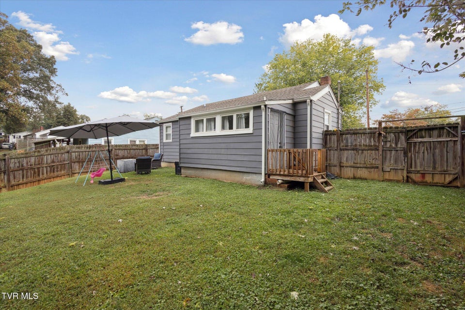 Photo #22: 225 Atlanta Avenue