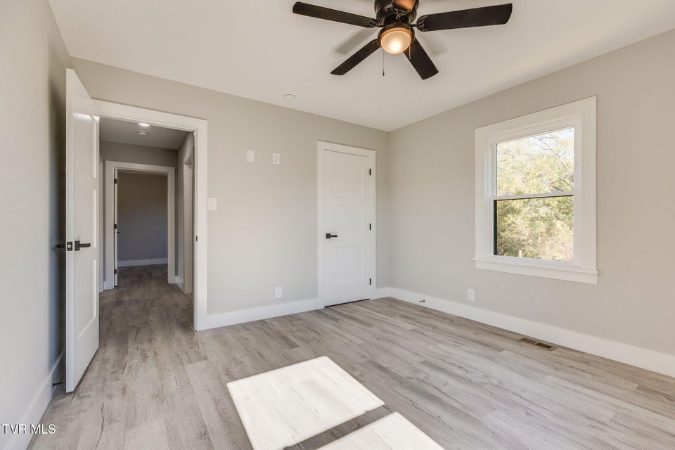 Photo #21: 108 Rosemont Street