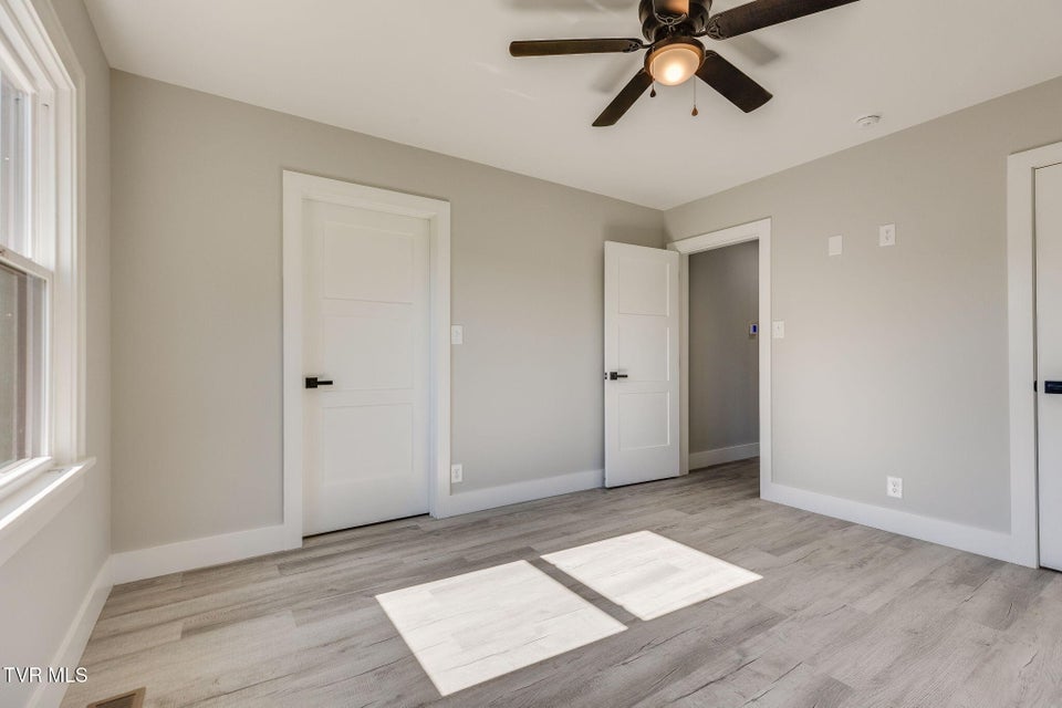 Photo #22: 108 Rosemont Street