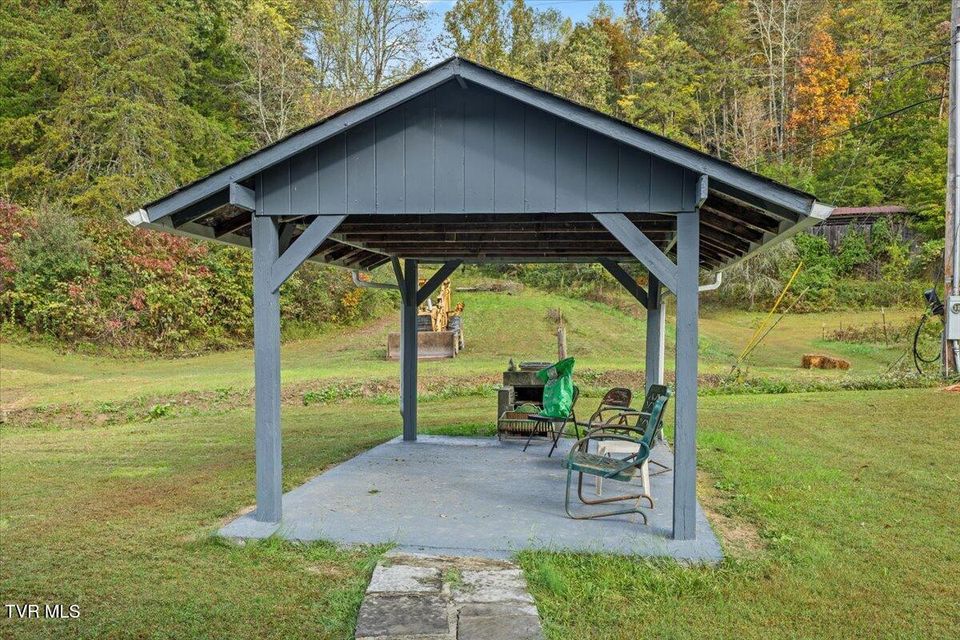 Photo #11: 177 Helton Hollow Rd Road