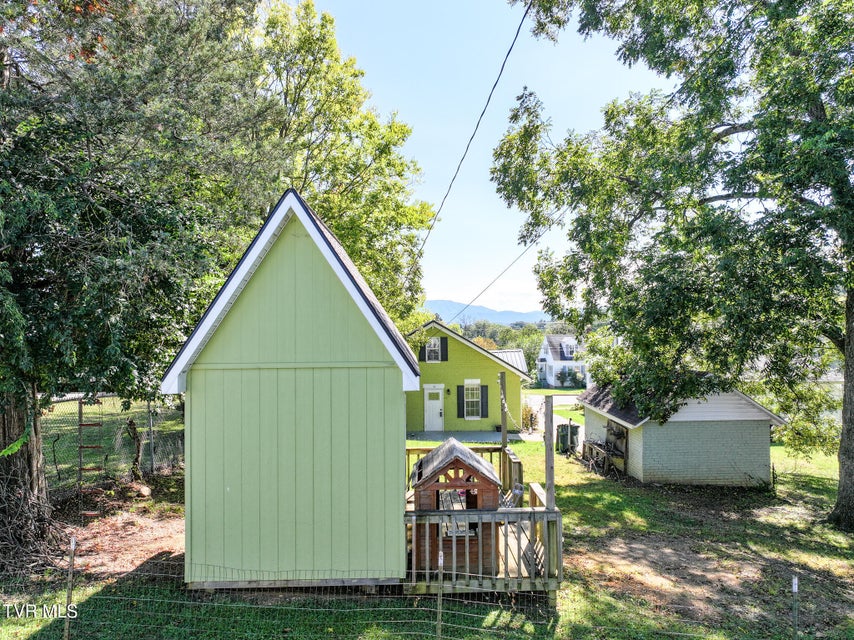 Photo #36: 706 Carson Street