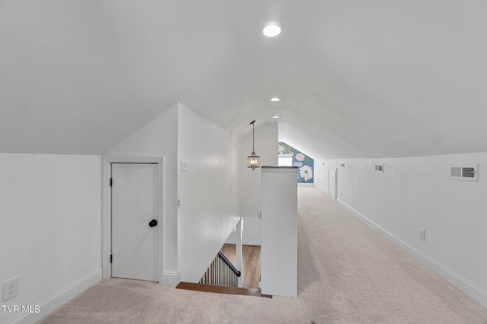 Photo #30: 706 Carson Street