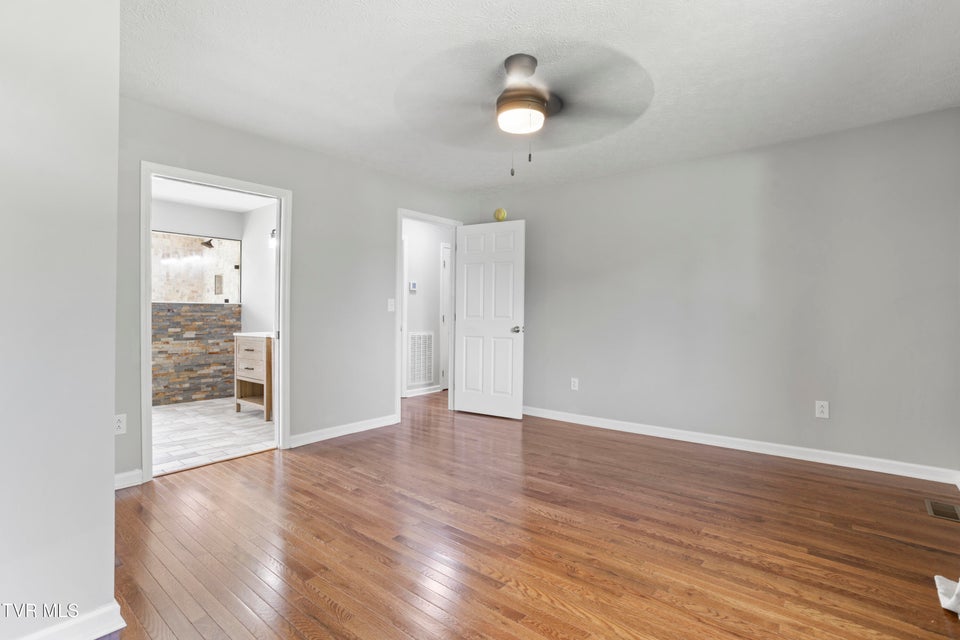 Photo #19: 10114 Hayters Gap Road