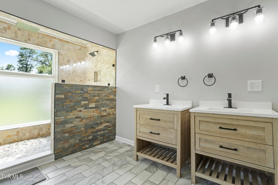 Photo #21: 10114 Hayters Gap Road