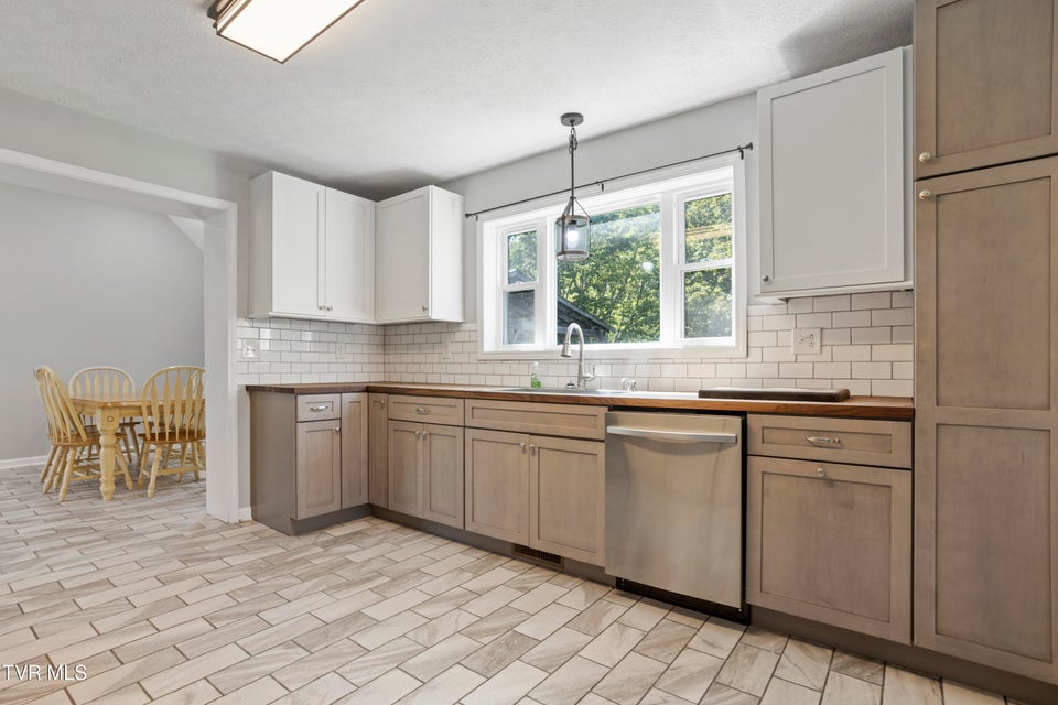 Photo #24: 10114 Hayters Gap Road