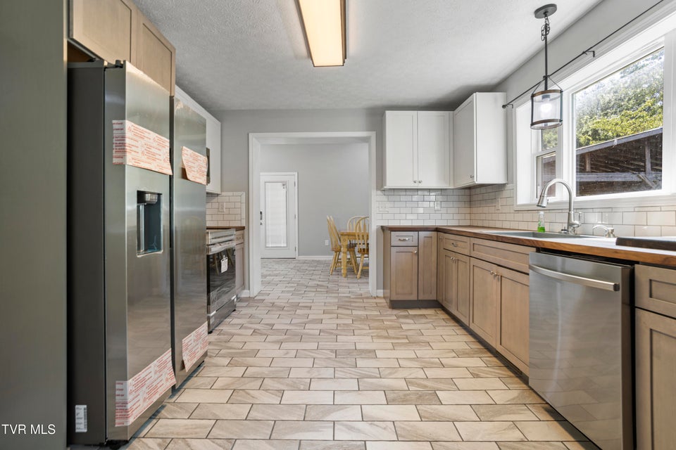 Photo #25: 10114 Hayters Gap Road