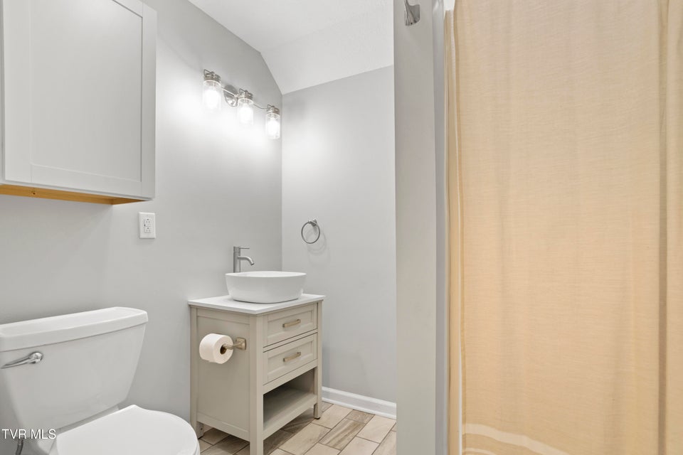 Photo #33: 10114 Hayters Gap Road