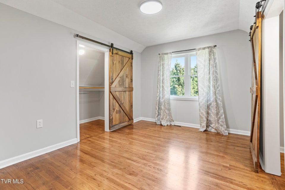 Photo #34: 10114 Hayters Gap Road