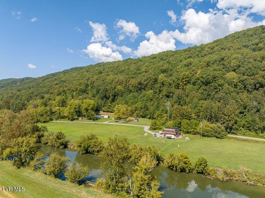 Photo #22: 20181 North Fork River Road