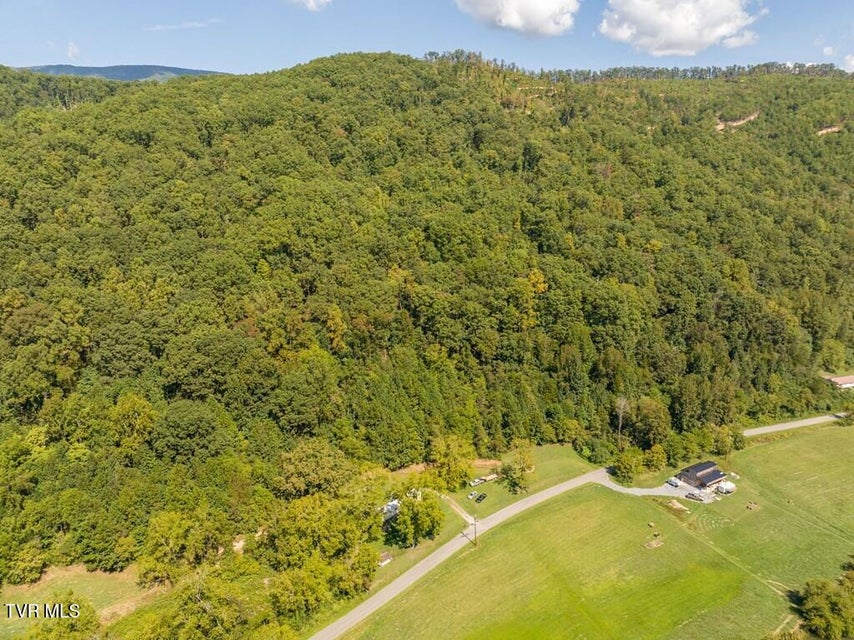 Photo #49: 20181 North Fork River Road