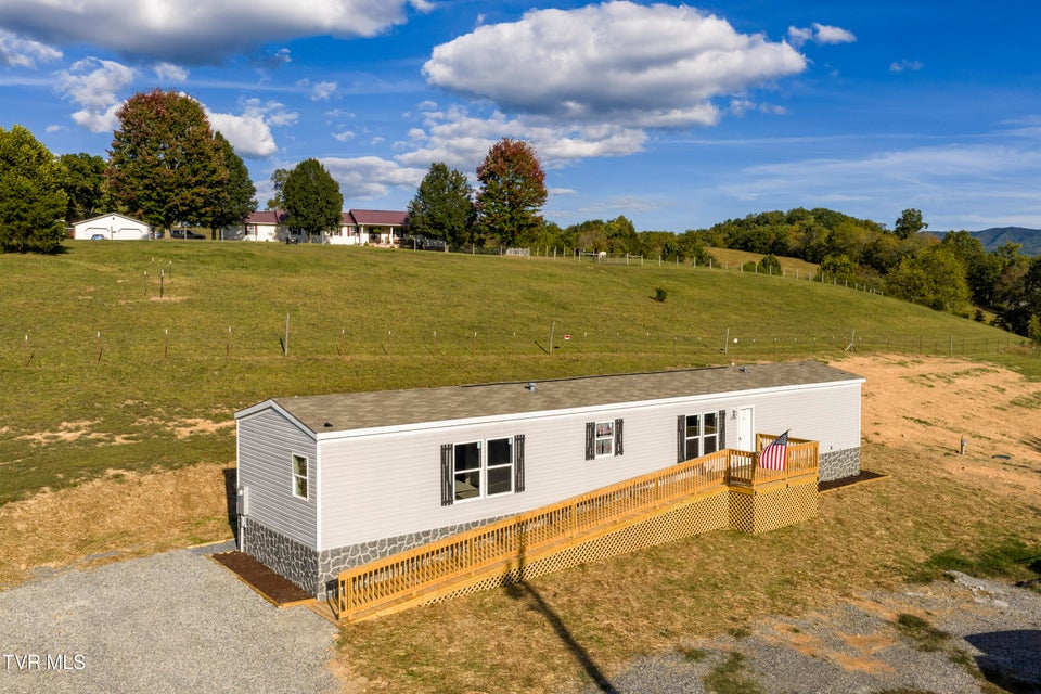 Photo #40: 1295 Hwy 19e 