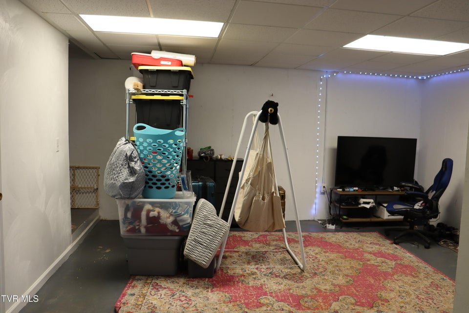 Photo #20: 48 Laurel Ridge