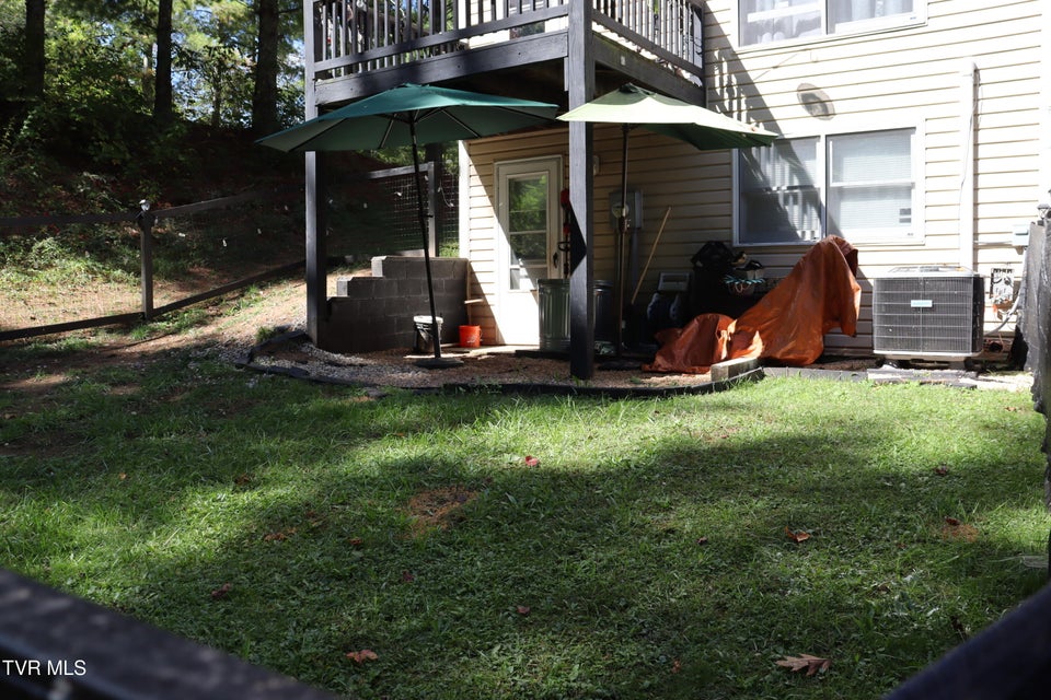 Photo #49: 48 Laurel Ridge