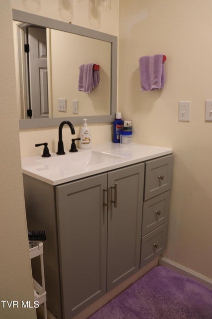 Photo #29: 48 Laurel Ridge