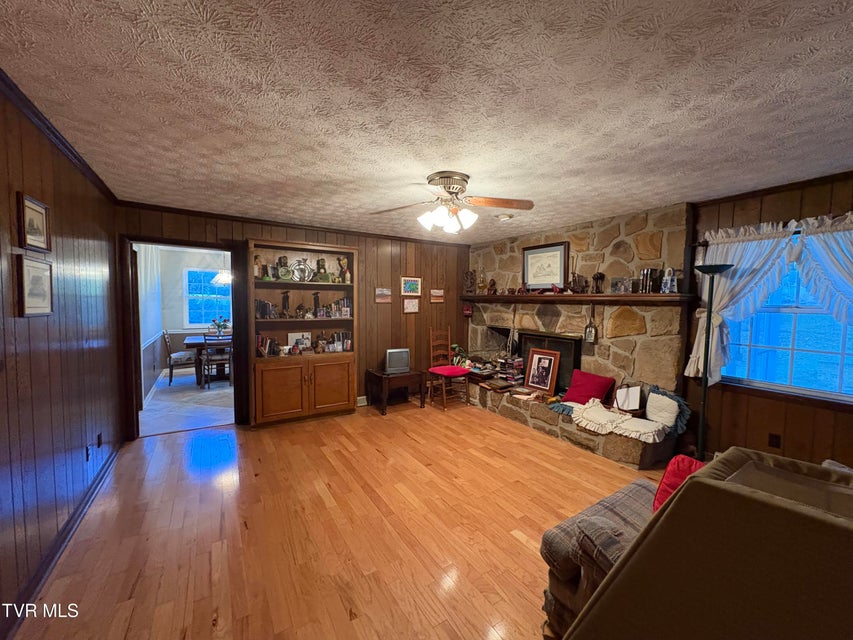 Photo #10: 1238 Tanglewood Drive