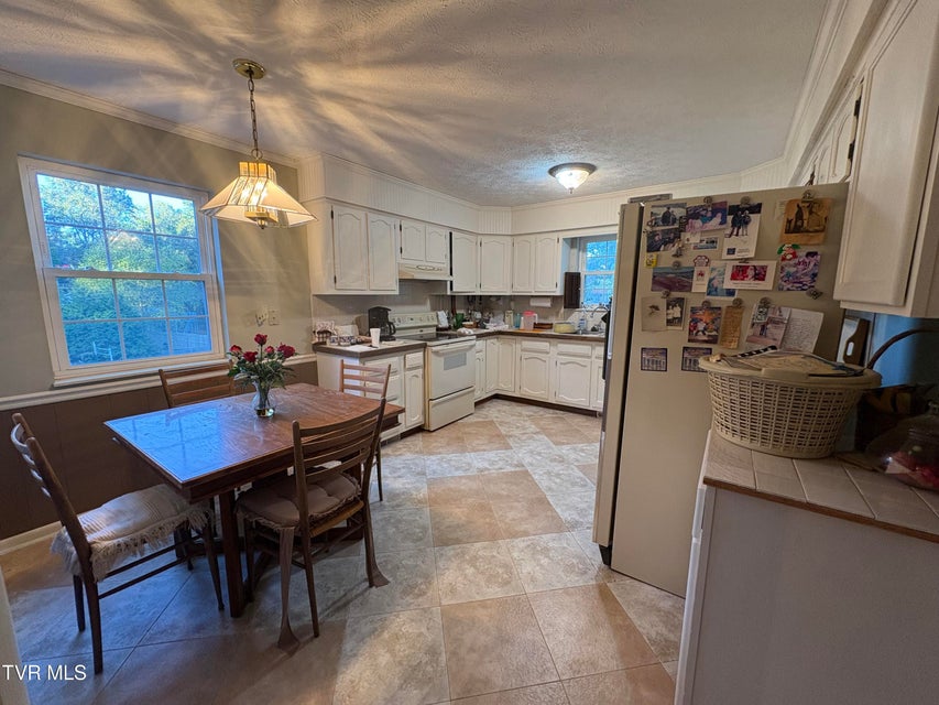 Photo #8: 1238 Tanglewood Drive