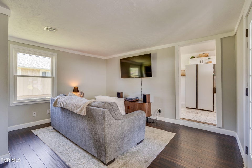 Photo #12: 717 Douglas Drive