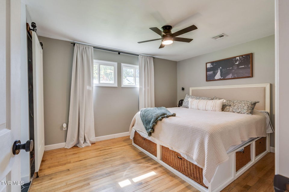 Photo #13: 717 Douglas Drive