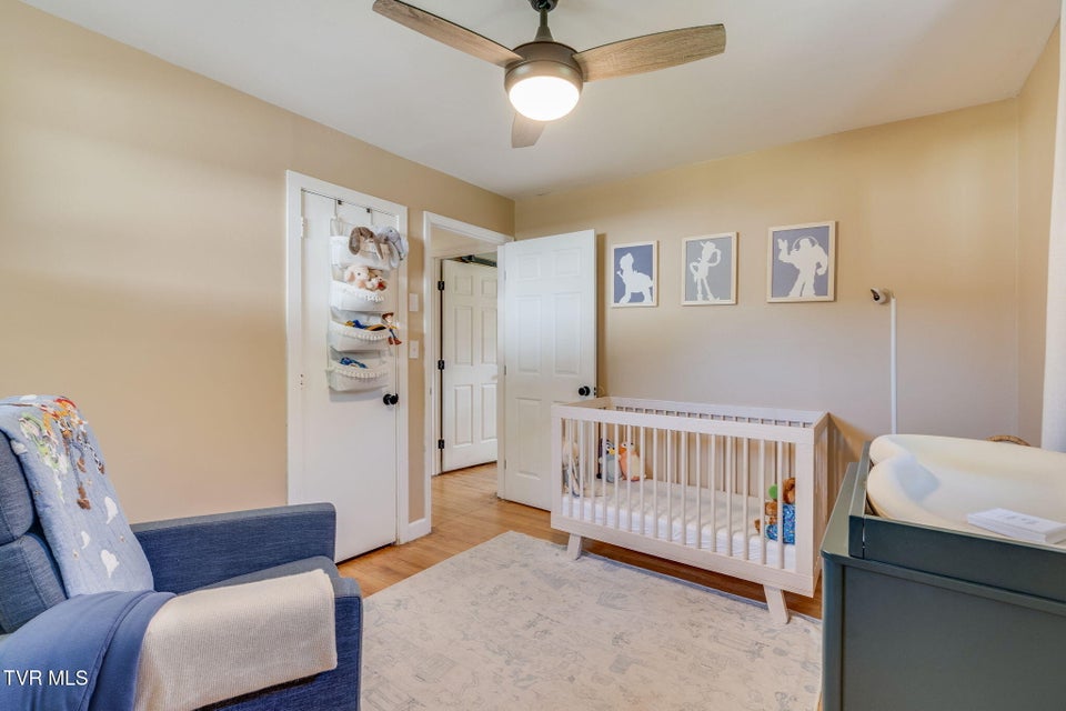 Photo #18: 717 Douglas Drive