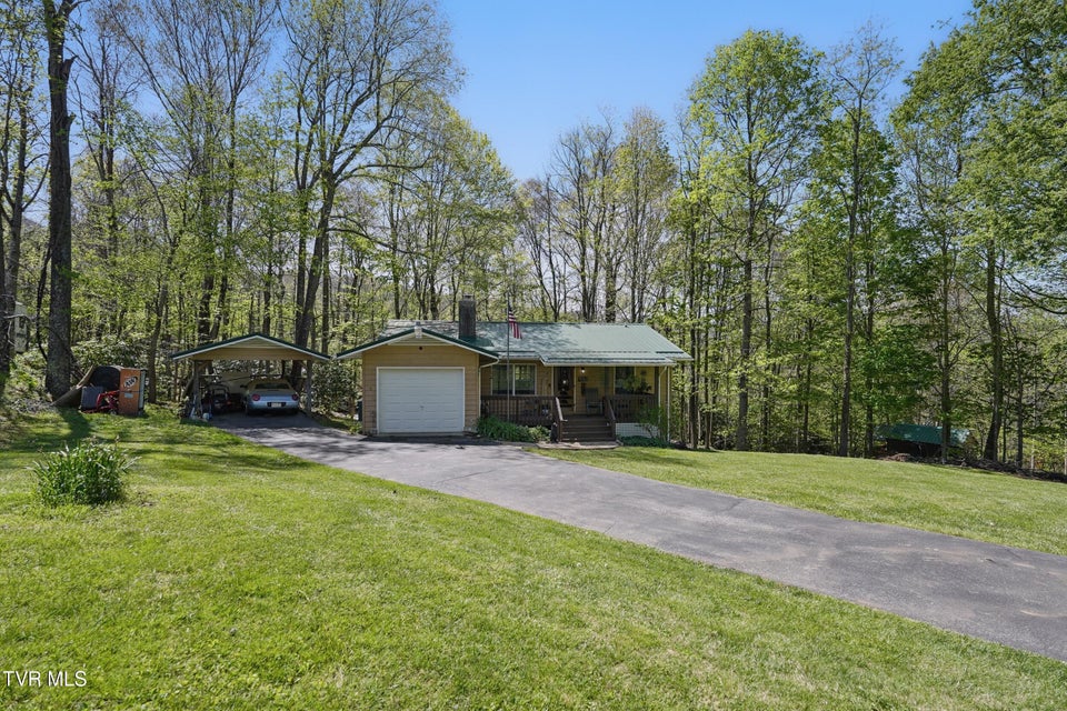 Photo #4: 368 Burbank Road