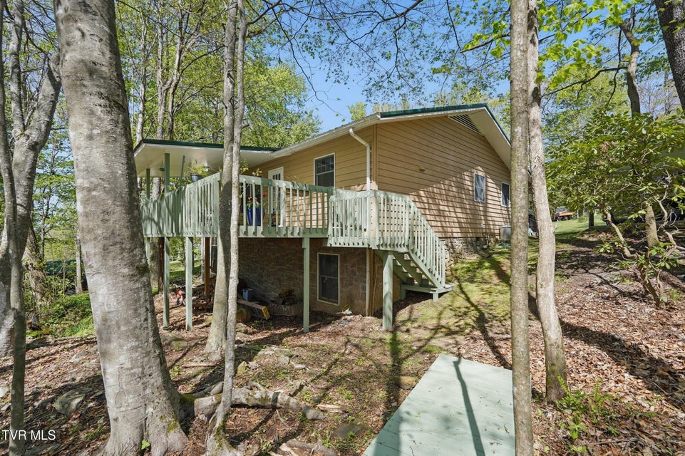 Photo #27: 368 Burbank Road