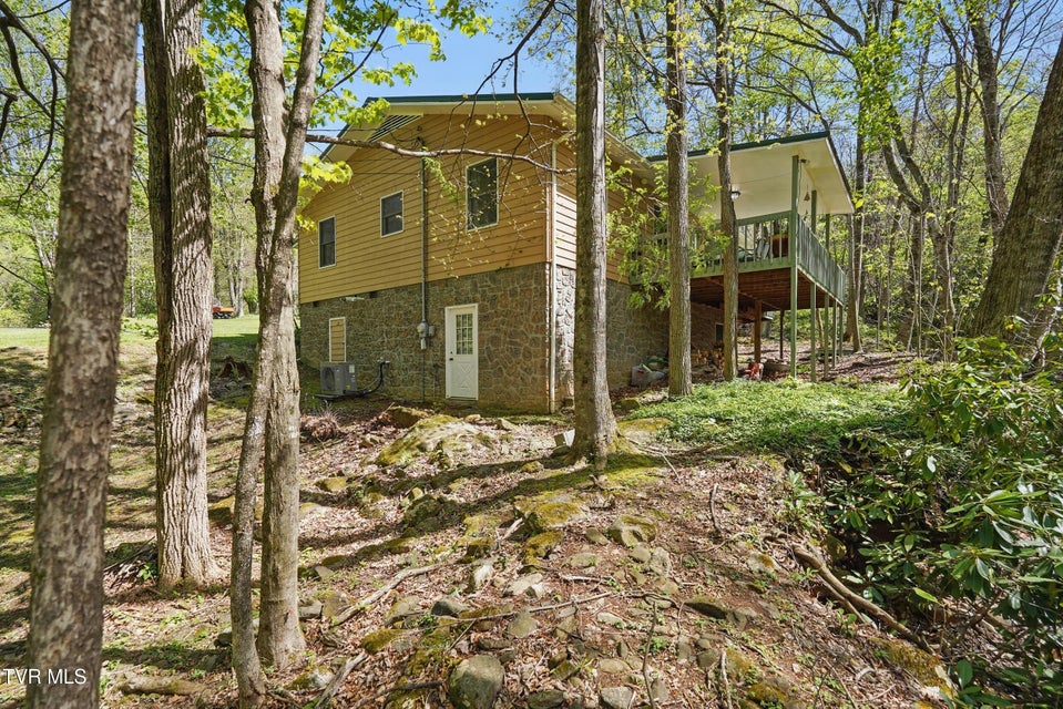 Photo #28: 368 Burbank Road