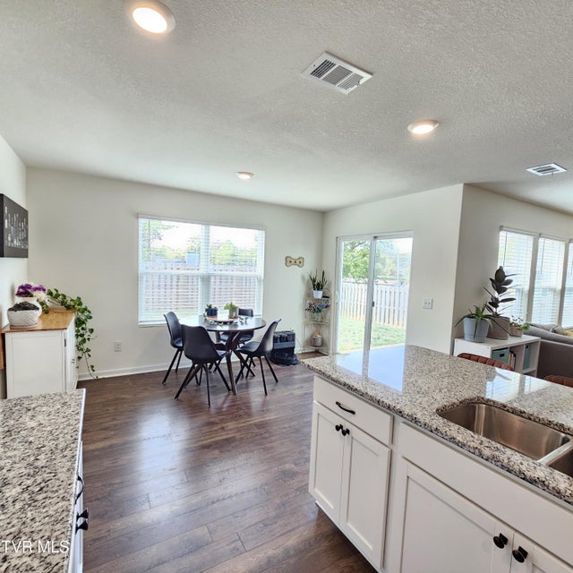 Photo #11: 1070 Clearwater Lane