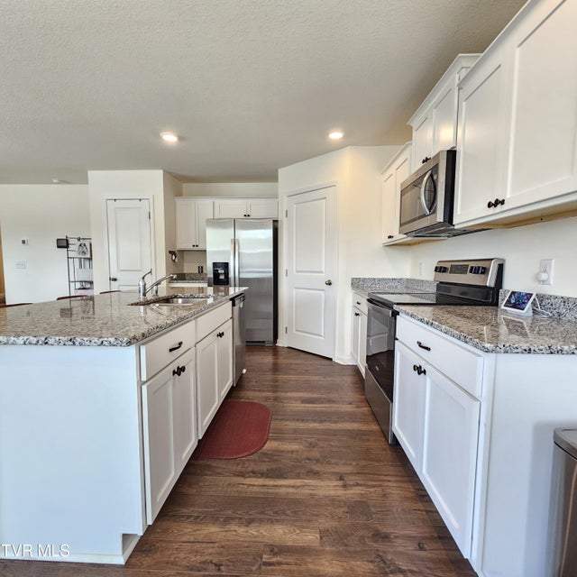 Photo #12: 1070 Clearwater Lane