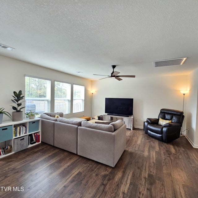 Photo #8: 1070 Clearwater Lane