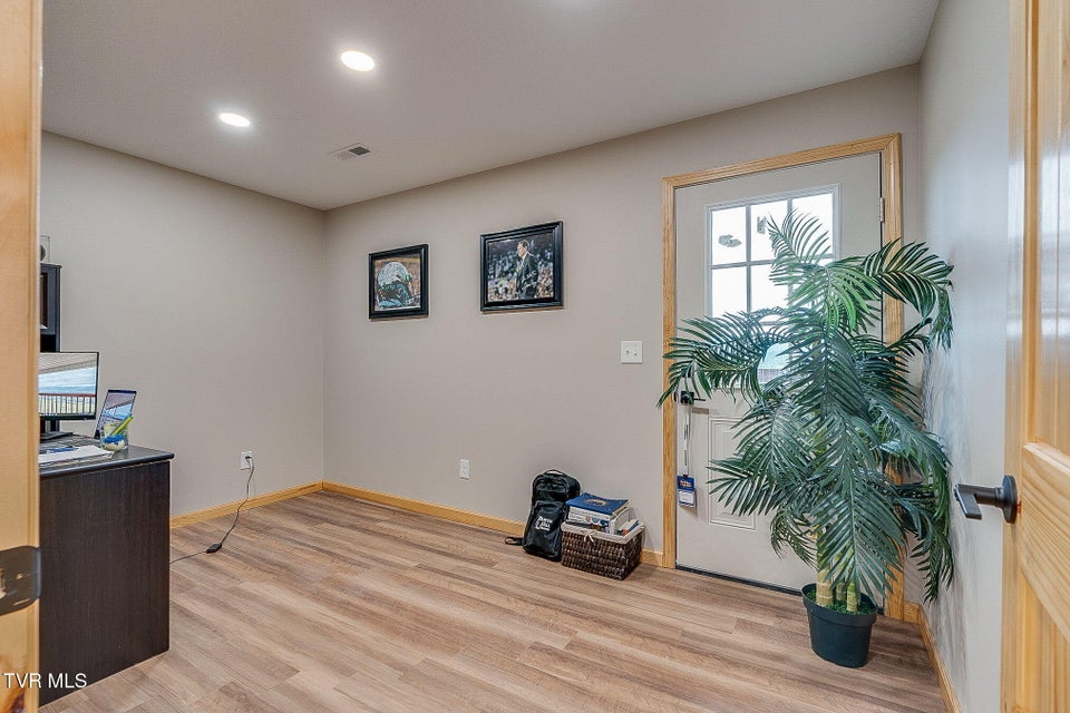 Photo #25: 117-135 Ridgeview Drive