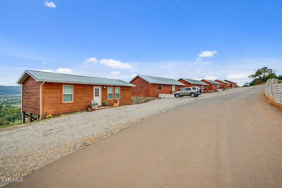 Photo #49: 117-135 Ridgeview Drive