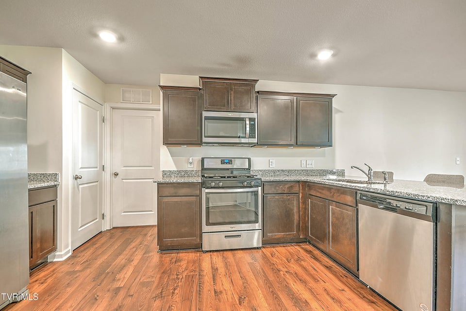 Photo #12: 1413 Gress Mag Mountain